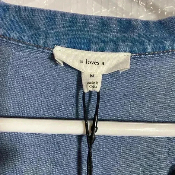 A loves a Blue Lightweight Denim New With Tags Size M - Picture 5 of 6